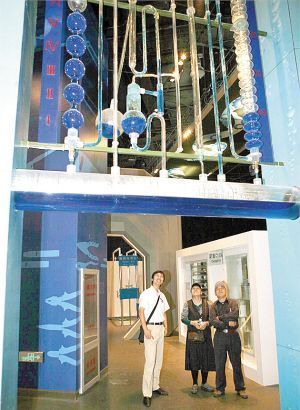 中國(guó)科技館新館開(kāi)放很大很好玩(組圖)